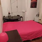 1room In Pensión Milán