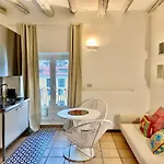 Attico Tortona 아파트 *