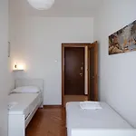The Rent - Modern Two Bedroom In 아파트 밀라노