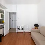 Apartment Brera - Fiori Chiari Charme Milan