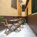Royal - Centro Apartment Milan