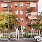 Precotto Comfortable Flat With Balcony Appartement