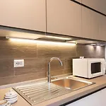 West - Modern And Comfortable
