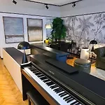 Exclusive Floor 2-bedroom Flat * מילאנו