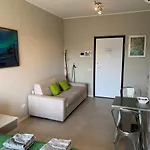 Bright Place Navigli Apartman *