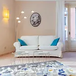 Retreats Navigli 아파트 *
