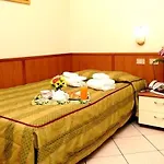 Hotel San Siro Fiera 2*
