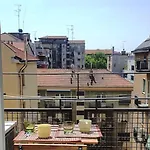 Appartement Tolstoj Metro Apartment Milano