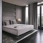 Hotel Armani Milan