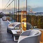 Armani Hotel 5*