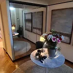 Exclusive Floor 2-bedroom Flat * מילאנו