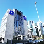 Ih Lorenteggio Hotel 4*