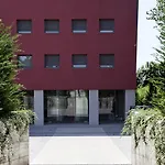 Zambala Luxury شقة فندقية ميلان