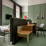 Mate Collection Giulia, Milano