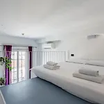 Guesthost - Apts Milano-corso Magenta Apartamento