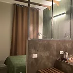 Calypso Hotel *