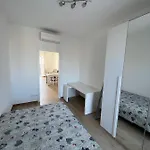 Ξενοδοχείο Paul House *