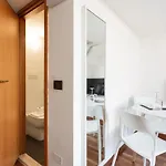 Guesthost - Apts Milano-corso Magenta Milão