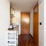 Guesthost - Apts Milano-corso Magenta