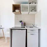 Guesthost - Apts Milano-corso Magenta