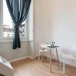 Guesthost - Apts Milano-corso Magenta Apartamento