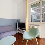 Guesthost - Near Piazza Firenze Appartement *