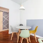 Guesthost - Near Piazza Firenze Appartement Milaan