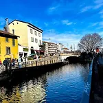 Naviglium Darsena 아파트 *