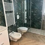 House Twenty - Five Milán