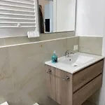 Urban Flat In - 2026 Renovated 公寓