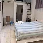Jolly ゲストハウス 3*