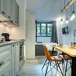 Πανσιόν Italianflat - Angolino Dei Navigli 3*