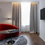Radisson Collection Hotel, Santa Sofia 5* ミラノ