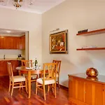 Ξενοδοχείο Galles 4*