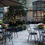 Starhotels Business Palace