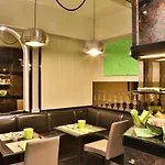 Astoria Sure Collection By Western Hotel