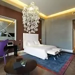 The Glamore Duomo Hotel Milan