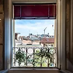 Duomo - Prestigious Penthouse With Panoramic View شقة