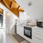 Easylife - - Cola Montano 3 - Isola Apartment