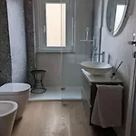 Apartament Modern And Comfortable Near The Subway Mediolan