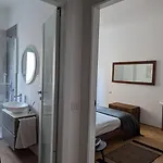 Modern And Comfortable Near The Subway * Mediolan