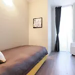 Luxury In Bosco Verticale Isola شقة *