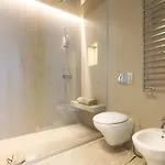 Luxury In Bosco Verticale Isola شقة ميلان