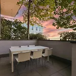 Luxury In Bosco Verticale Isola شقة *
