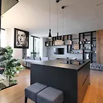 Luxury In Bosco Verticale Isola ميلان