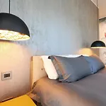 شقة Luxury In Bosco Verticale Isola