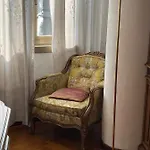 Corner 32 *