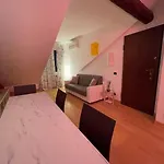 Attic דירה *