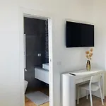 Elegante E Spazioso Appartamento *