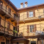 아파트 Retreats Navigli *